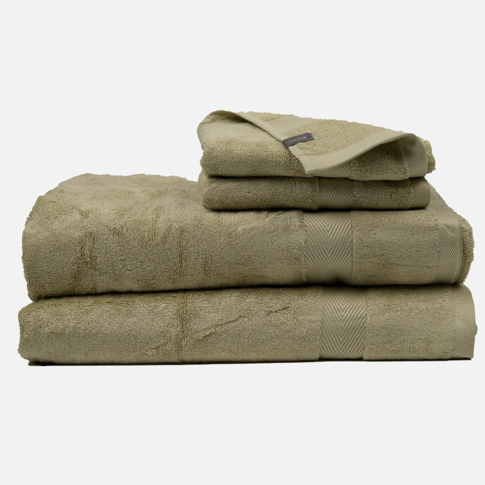 » NaturaPlush Bamboo Towel (100% off)